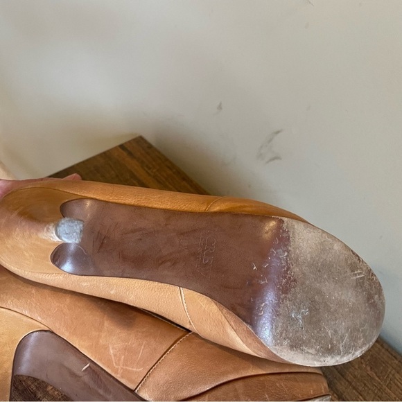 J. Crew GREER Tan Leather Platform Pumps Buckle - Picture 4 of 10